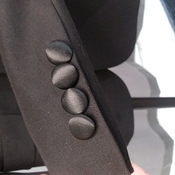 Reaction Suit Satin Trim 29W 36S - Picture 4 of 9